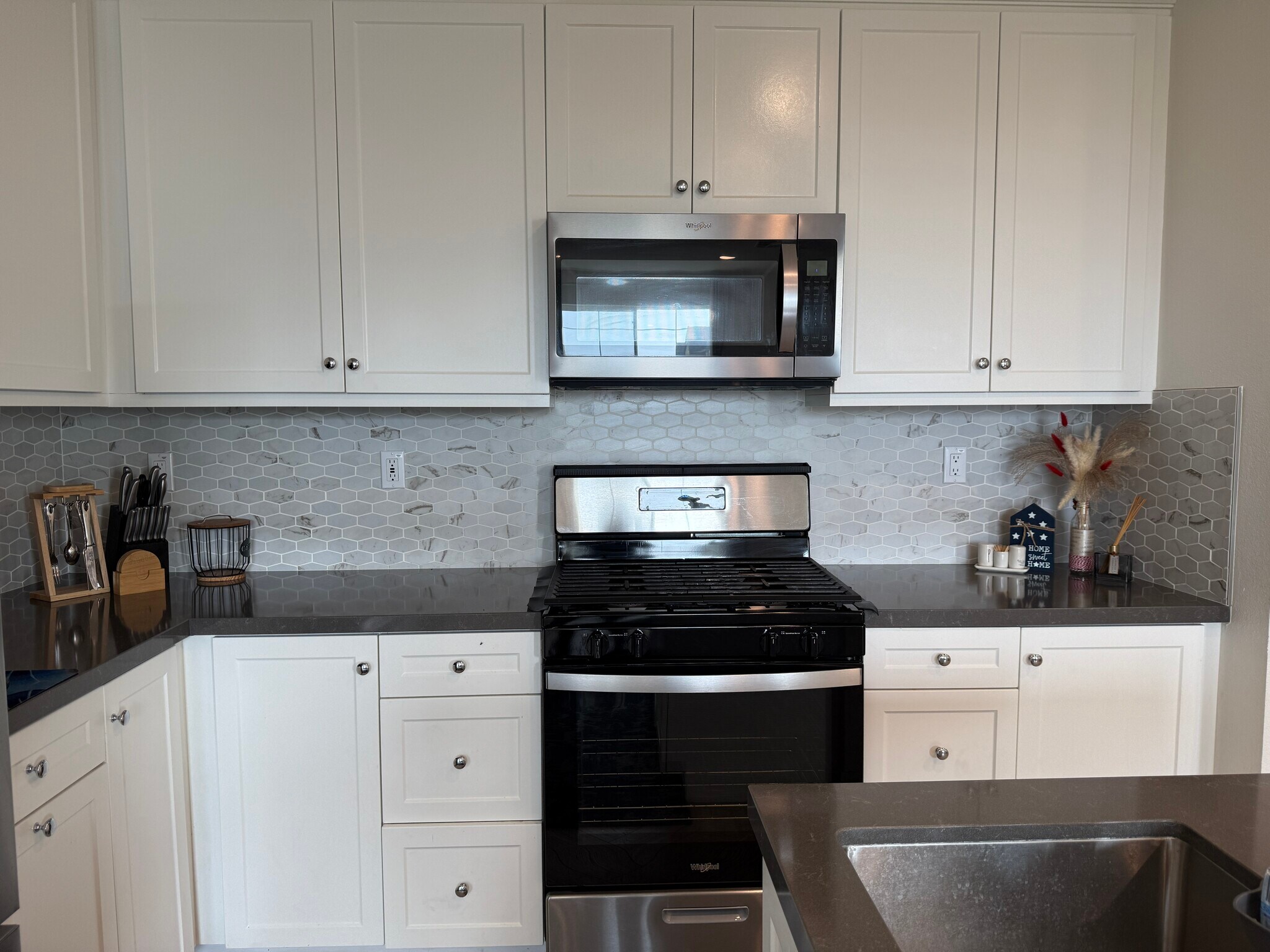 Building Photo - 4096 E Peony Paseo