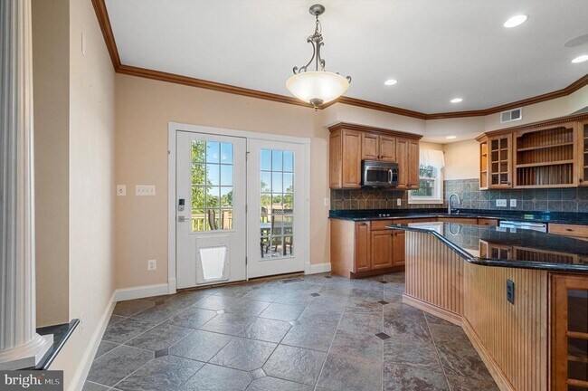 Building Photo - 604 Masters Dr