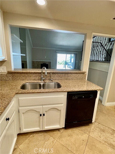Building Photo - 32 Wetstone