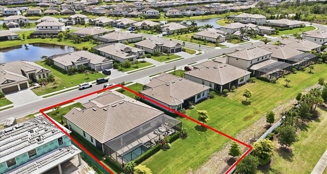 Building Photo - 15917 Tradewind Ter