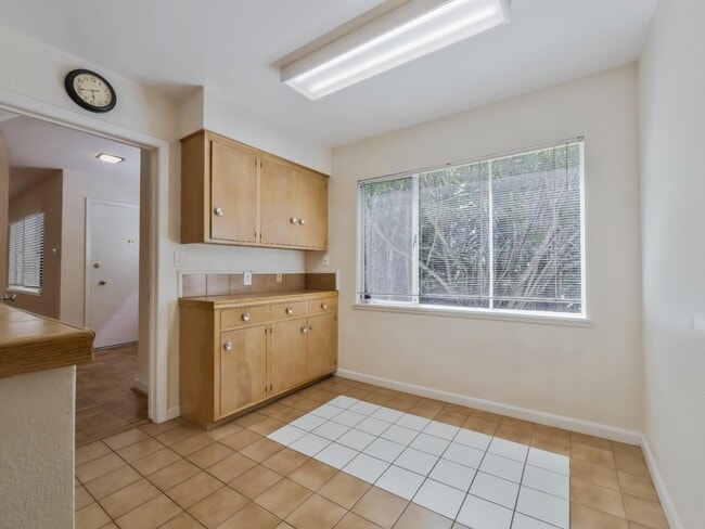 Building Photo - 21 El Cerrito Ave