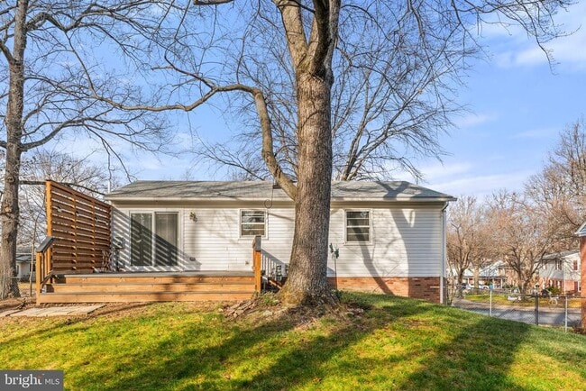 Building Photo - 13719 McGill Dr