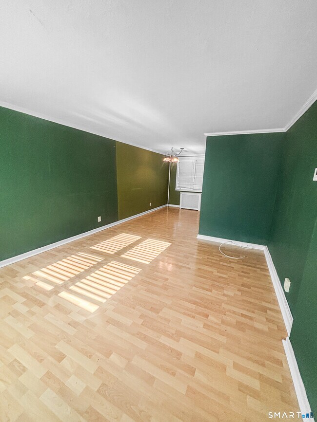 Building Photo - 163 Louisiana Ave