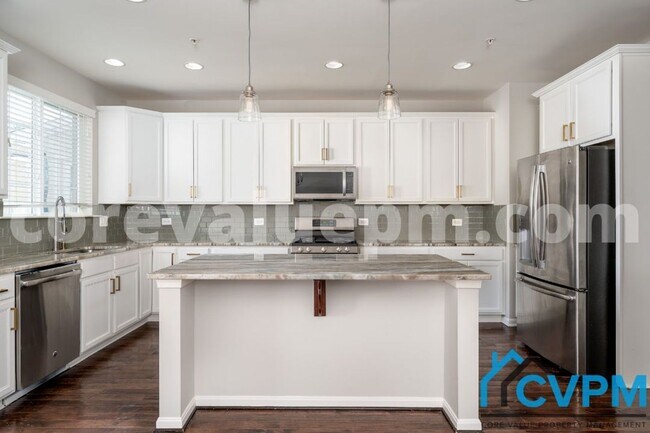 Building Photo - 128 Merlot St