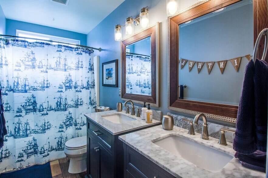 Building Photo - 63055 Yampa Way