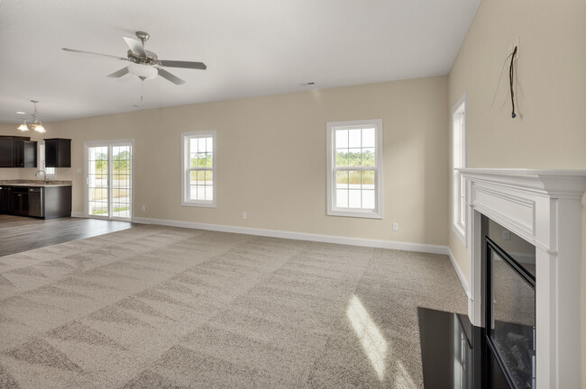 Building Photo - 463 Worsley Wy