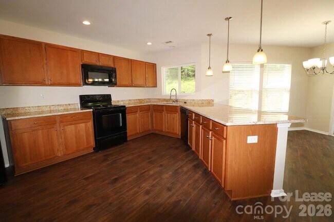 Building Photo - 13011 Lake Erie Ln