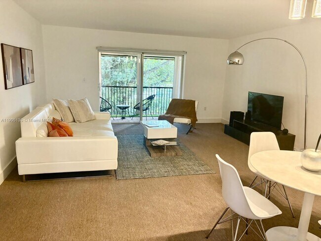 Building Photo - 8632 NW 34th Pl