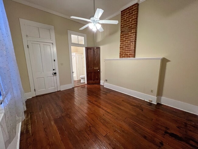 Primary Bed 1 - 5321 Magazine St