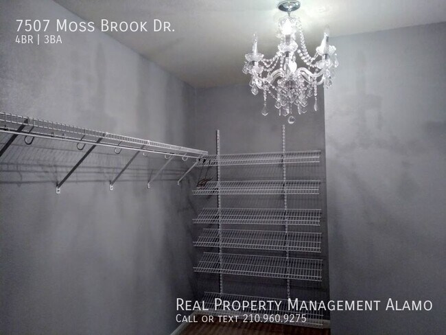 Building Photo - 7507 Moss Brook Dr
