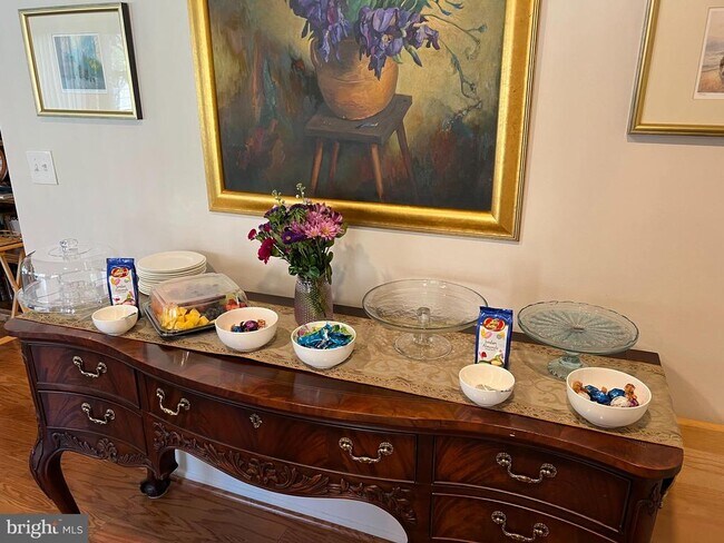 Building Photo - 1600 Prince St