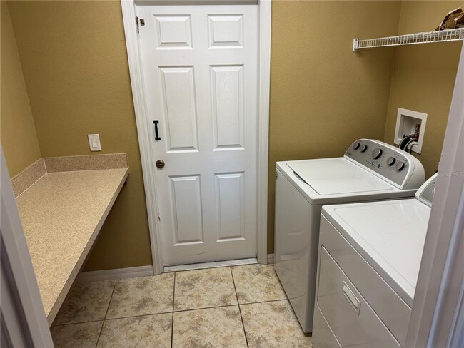 Building Photo - 4026 Marina Isle Dr