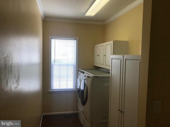 Building Photo - 9 St Claires Ct