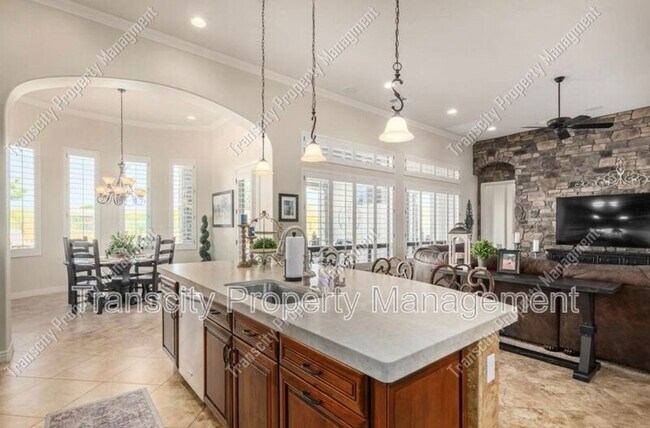 Building Photo - 8510 E Leland St