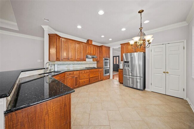 Building Photo - 5824 Taylor Draper Cove