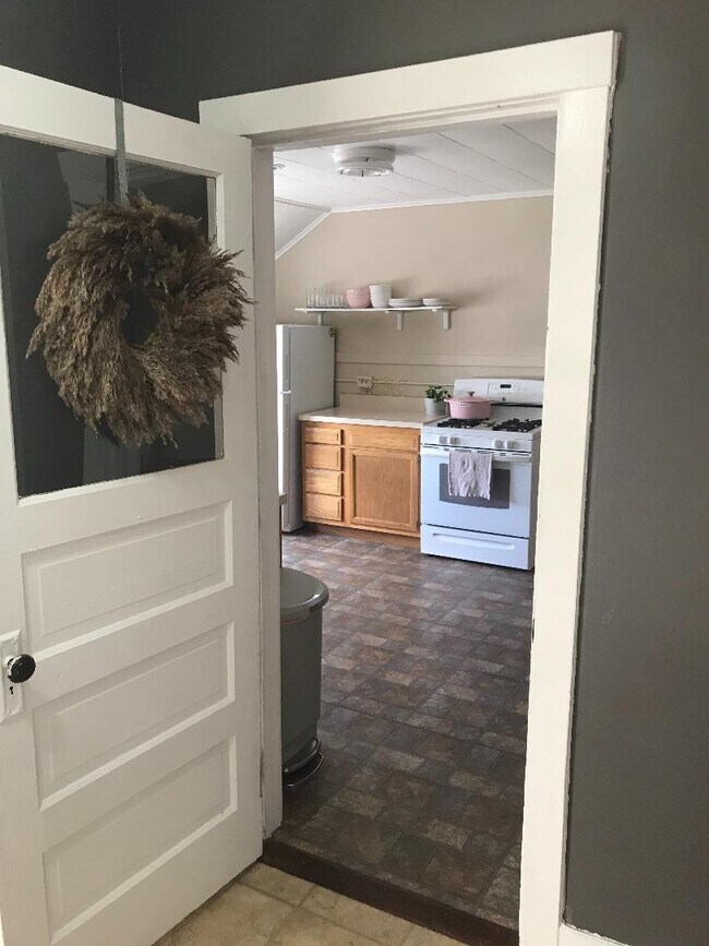 2021 - 316 N Van Buren St