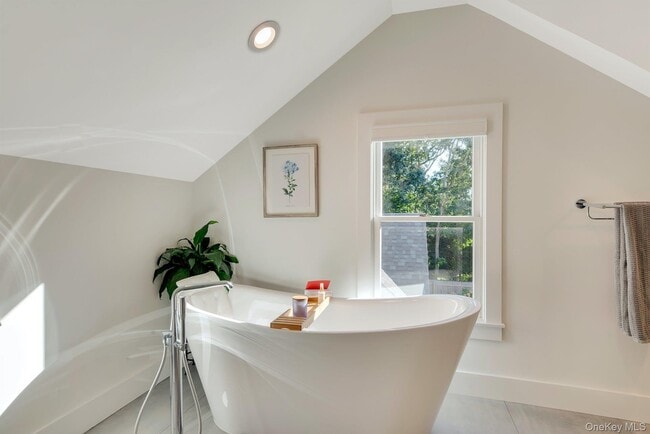 Building Photo - 550 Krause Rd