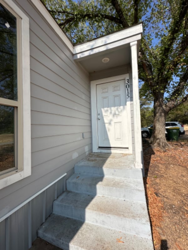 Building Photo - 3015 FM 2280