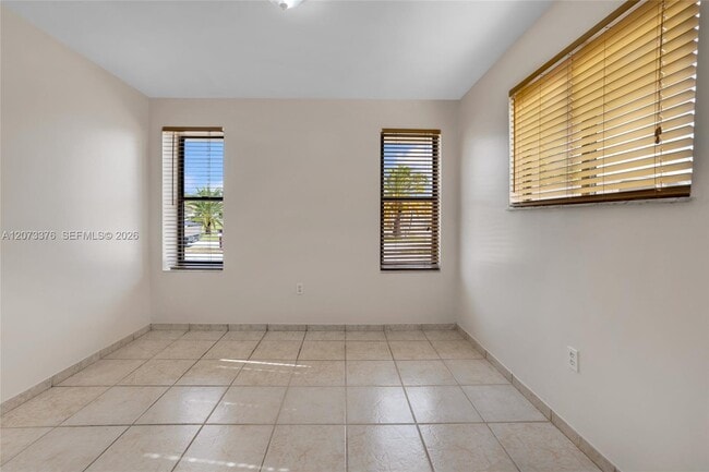 Building Photo - 10212 NW 129th St