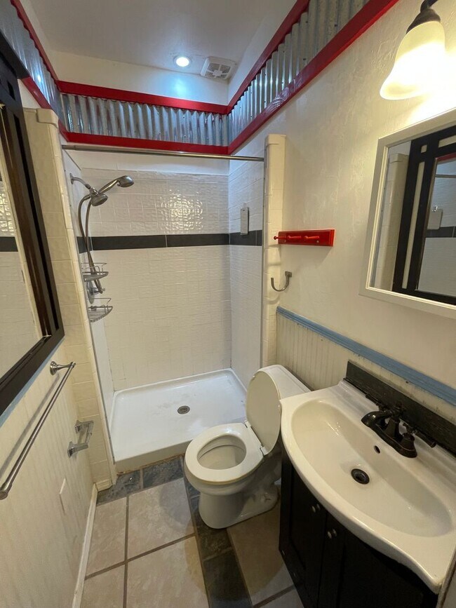 Building Photo - Affordable 3BR/2BA Home in Gainesville – C...