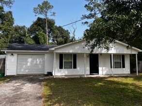 Building Photo - 80 Hickory Ave