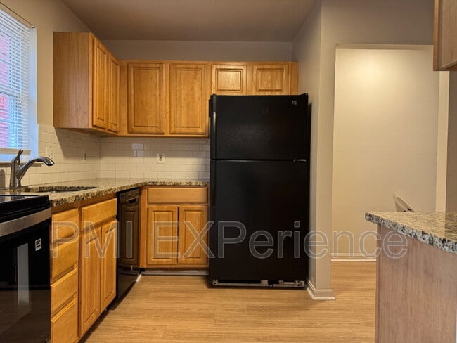 Building Photo - 709 St Michaels Dr