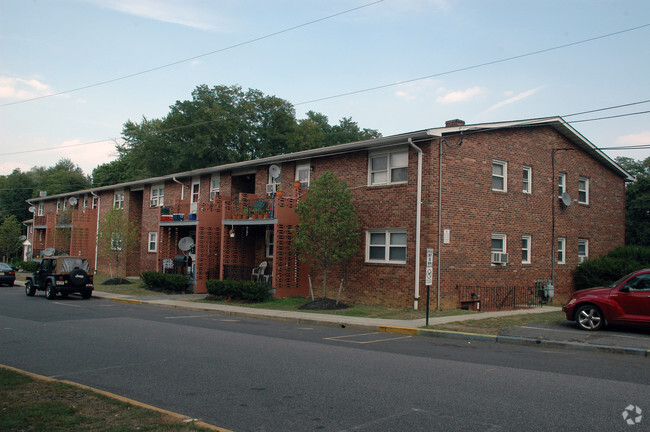 Primary Photo - Colletti Terrace Apartments