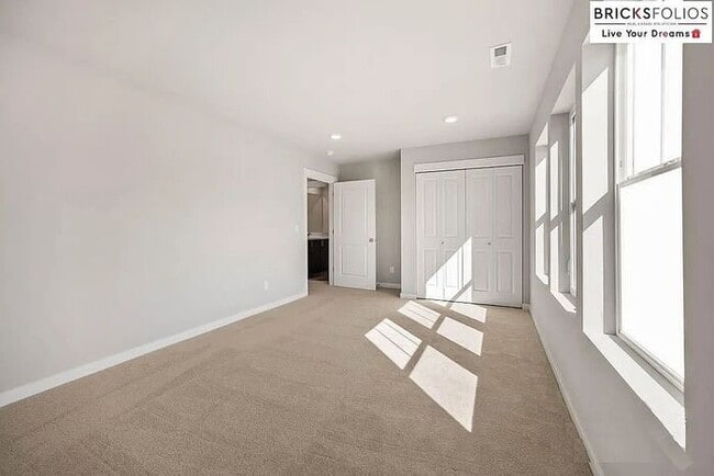 Building Photo - Dream Port Orchard Home in a Desirable Neighborhood!