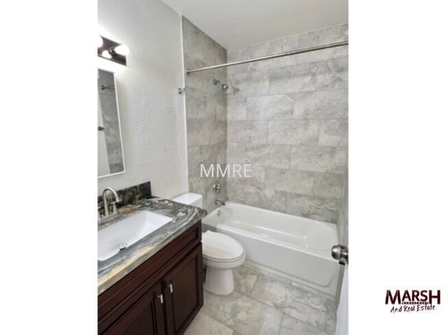 Building Photo - REMODELED 2 BEDROOM CONDO IN TEMPE!