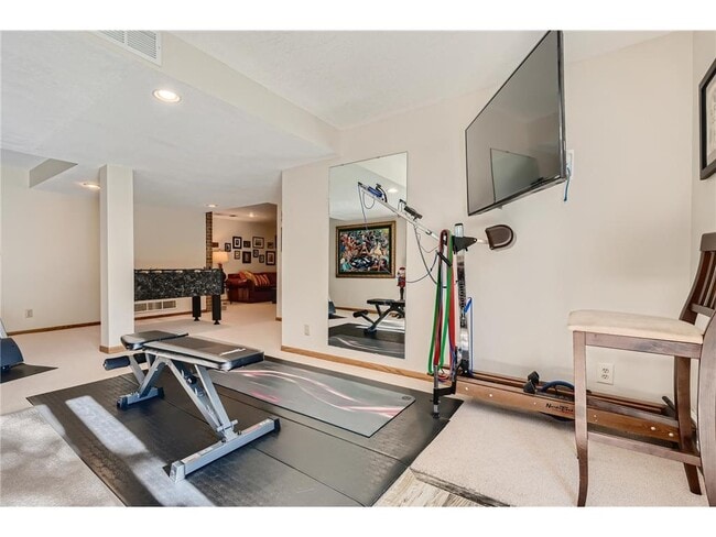 Building Photo - 3200 Frear Dr