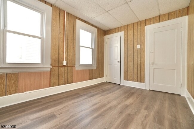 Building Photo - 180 Hobson St