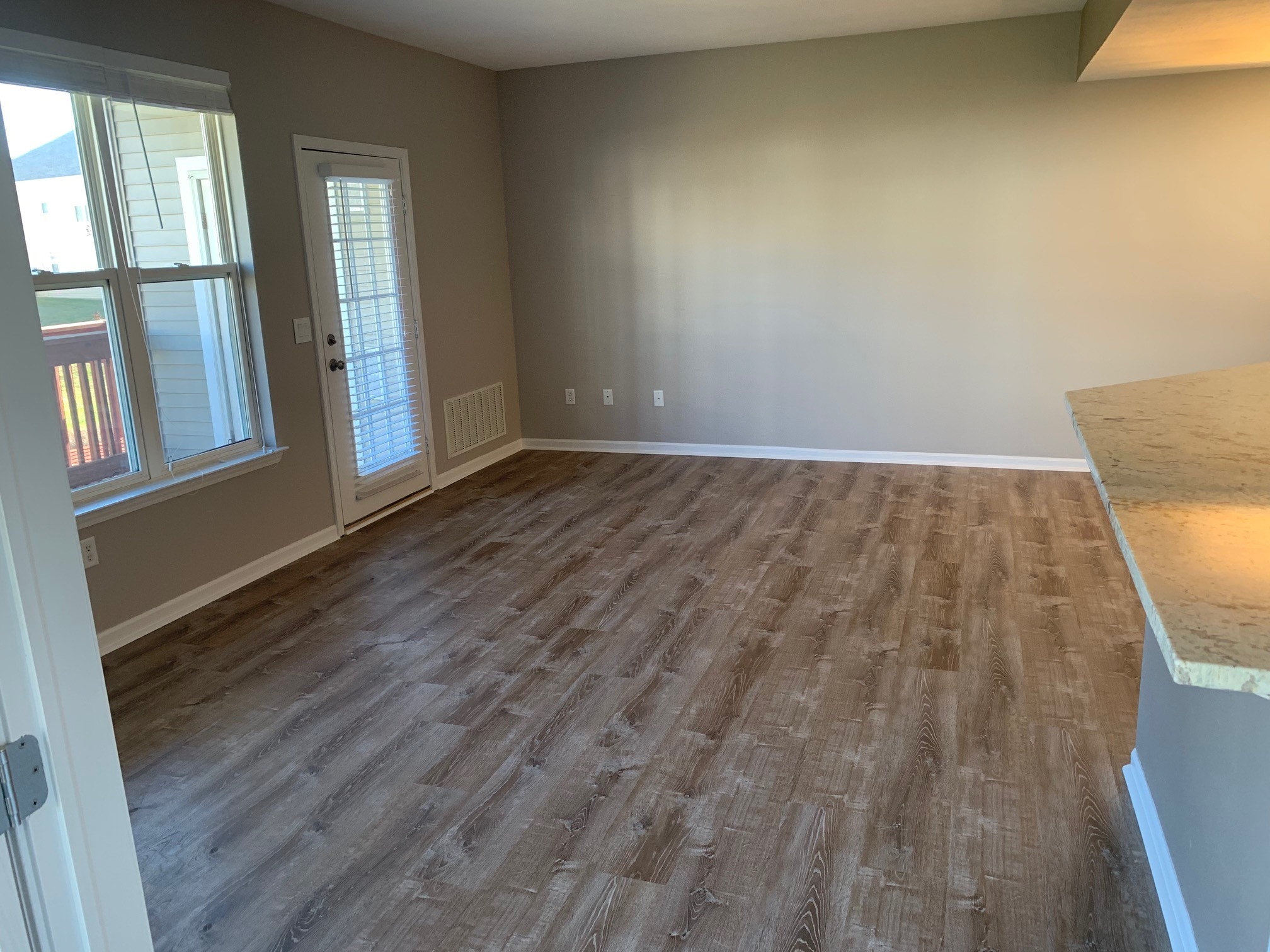 Large Great Room - 1483 Fox Pointe Cir