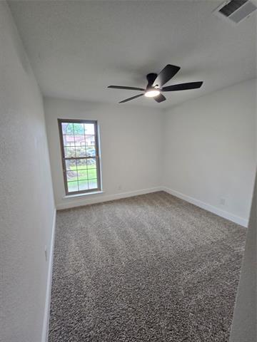 Building Photo - 553 Doral Pl