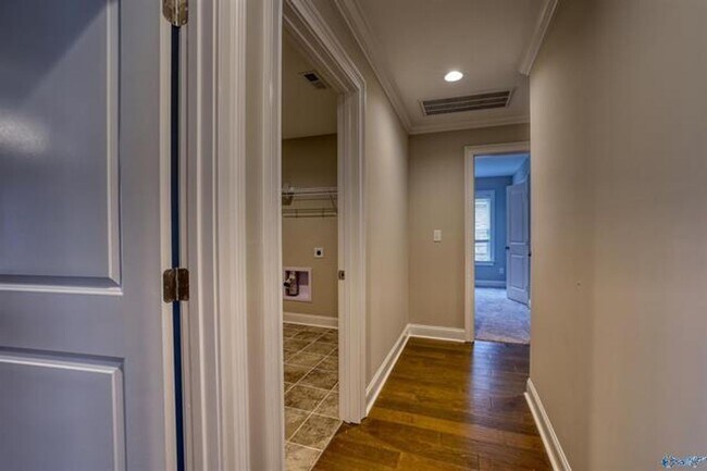 Building Photo - 15607 Ironcrest Drive NW