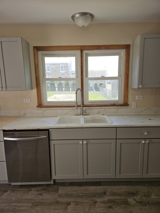Building Photo - 111 N Seton Ave