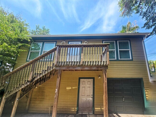 Primary Photo - 1814 Ave N 1/2