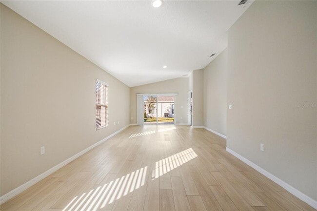 Building Photo - 1345 Derry Ave