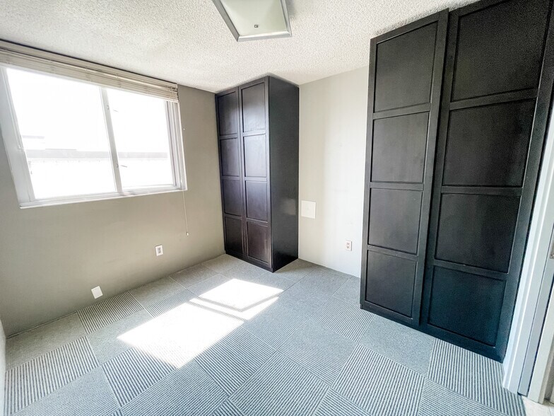 Building Photo - 415 W Mercer St