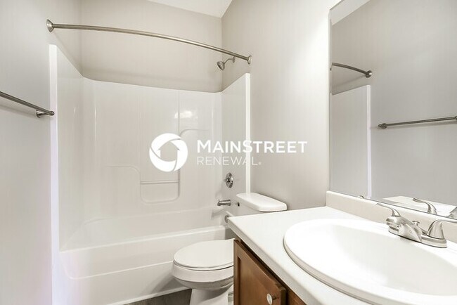 Building Photo - 3 Bedroom Pet-Friendly Home in CLAYTON, NC with Main Street Renewal