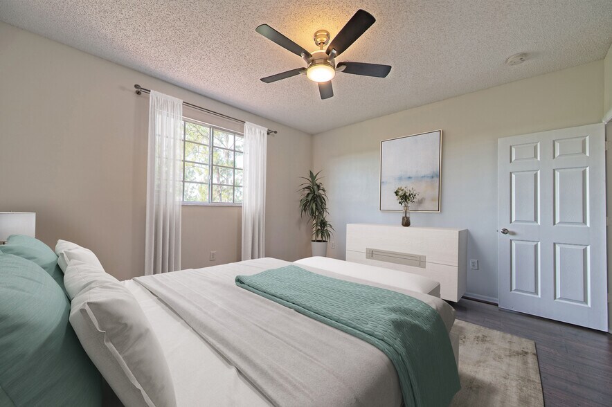 Virtually Staged - Master Bedroom - 5701 Bentgrass Dr