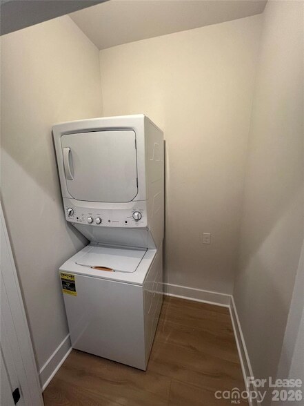 Building Photo - 1360 Briar Creek Rd