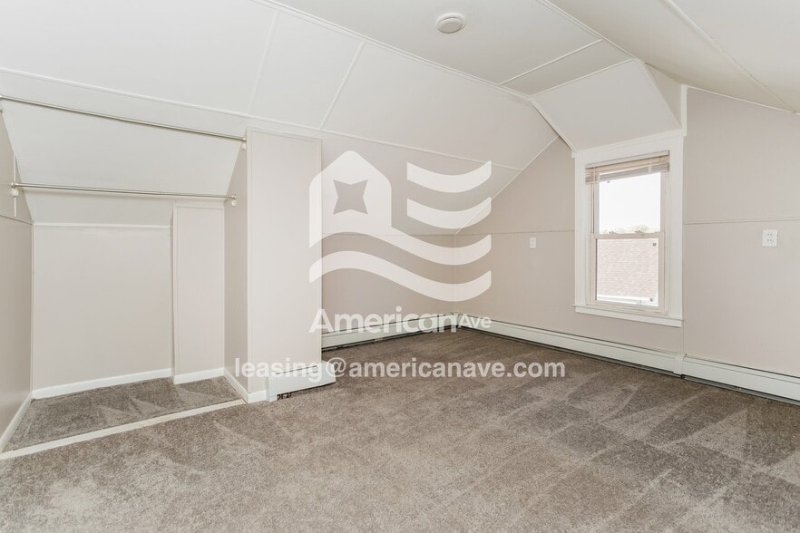 Building Photo - 24553 Flower Ave