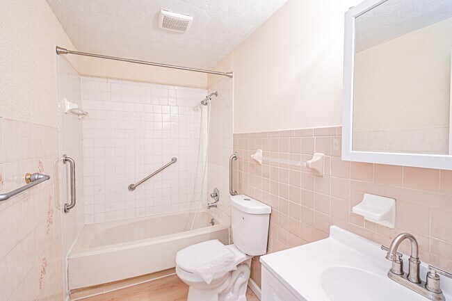 Building Photo - 6171 Little Creek Ct