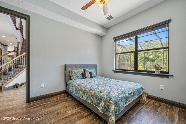 Building Photo - 6725 S Tropical Trail