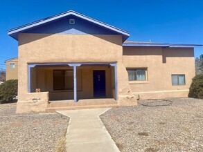 Building Photo - 1145 E Mesa Ave