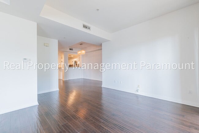 Building Photo - me 3-Bedroom Condo for Rent – Spacious, Mo...