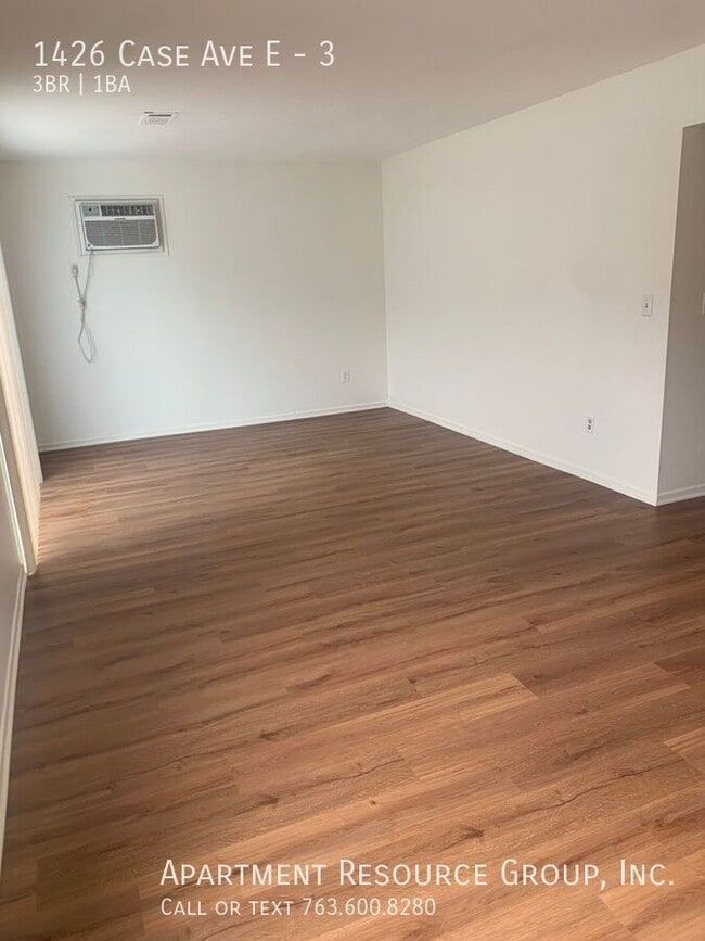 Building Photo - 1426 Case Ave E