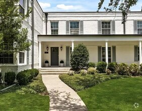 Building Photo - 4538 Roland Ave