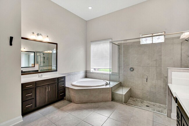 Building Photo - $3,995 Modern 4 Bedroom 3 Bath Gated House in Nocatee. Bonus Office. Amenities. Loft. Pet Friendl...