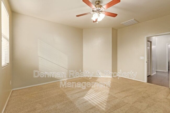 Building Photo - 7419 W Glass Ln